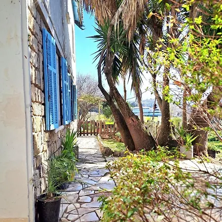 Jolie Rez De Avec Piscine A 16km D Ajaccio